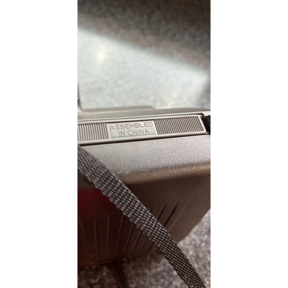 Vintage Original Polaroid OneStep Close Up 600 Instant Camera - Picture 7 of 10